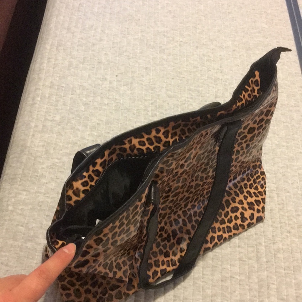 Handbag - Picture 4 of 7